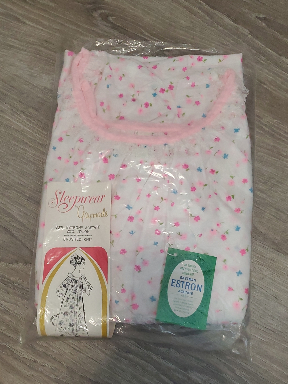 Rare VTG 60s Deadstock Penneys Gaymode Flannel Nightgown Pink Floral NIP Size M